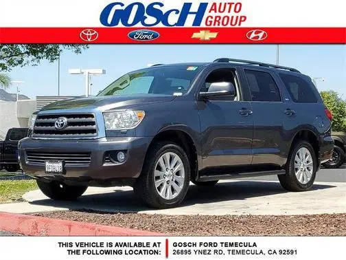 2016 Toyota Sequoia SR5 RWD photo