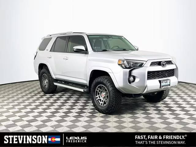 2016 Toyota 4Runner SR5 4WD photo