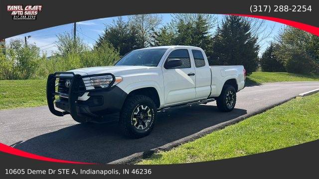 2017 Toyota Tacoma SR 4WD photo