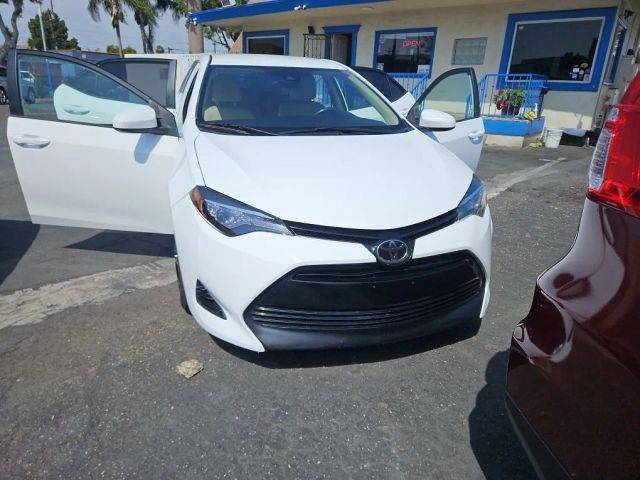 2017 Toyota Corolla LE FWD photo