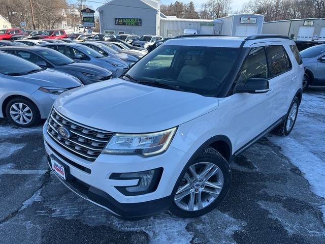 2017 Ford Explorer XLT 4WD photo