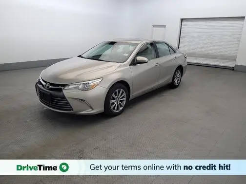 2017 Toyota Camry XLE FWD photo