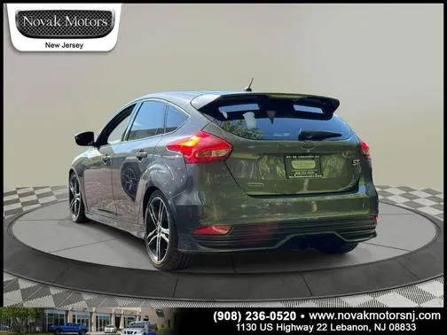 2015 Ford Focus ST FWD photo