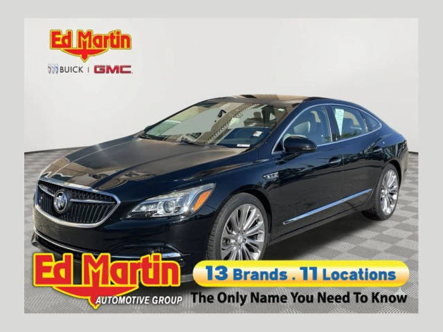 2017 Buick LaCrosse Essence FWD photo