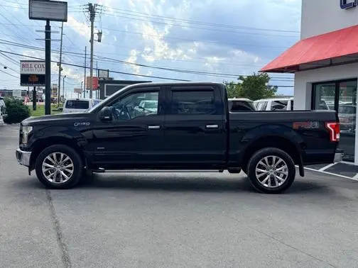 2017 Ford F-150 XLT 4WD photo