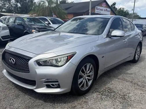 2017 Infiniti Q50 2.0t Premium RWD photo