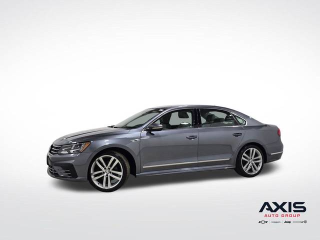 2017 Volkswagen Passat R-Line w/Comfort Pkg FWD photo
