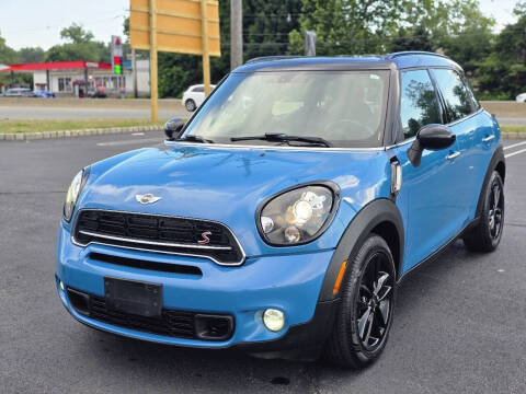 2016 MINI Countryman S FWD photo