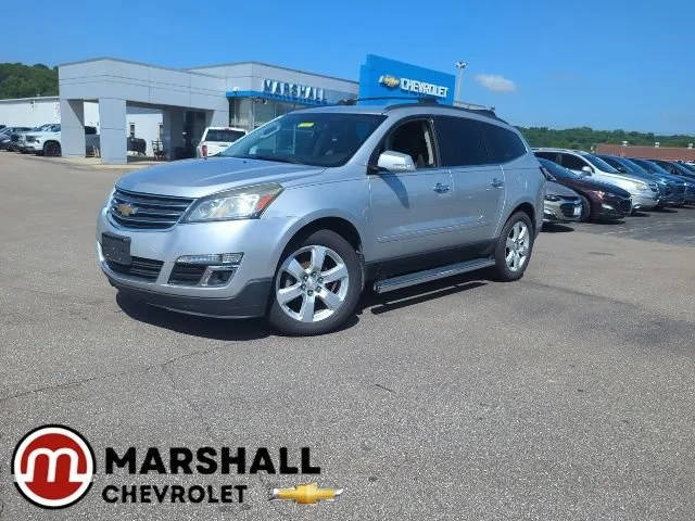 2017 Chevrolet Traverse LT FWD photo