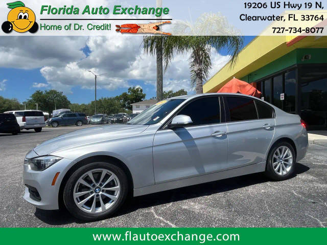 2017 BMW 3 Series 320i RWD photo