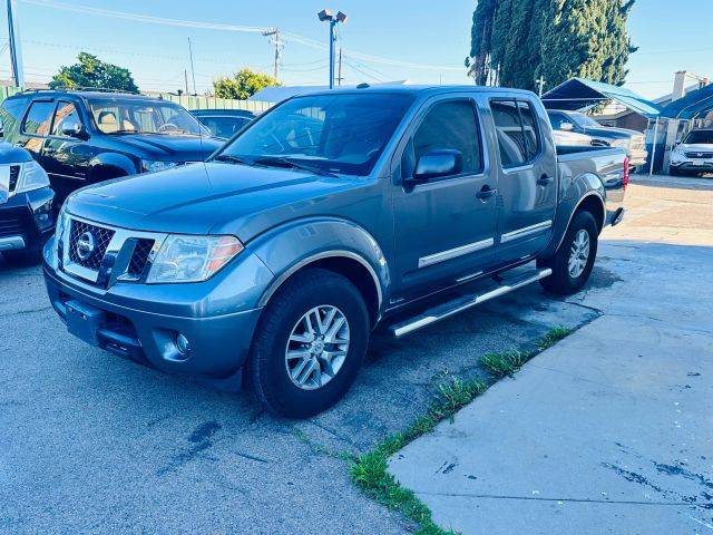 2017 Nissan Frontier SV V6 RWD photo