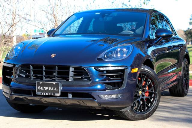 2017 Porsche Macan GTS AWD photo