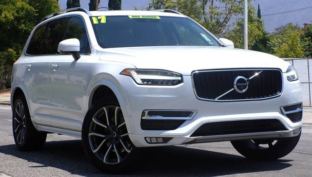2017 Volvo XC90 Momentum AWD photo