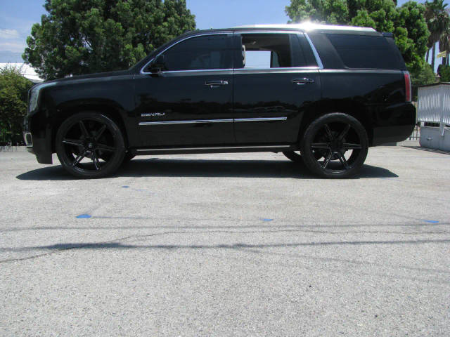 2015 GMC Yukon Denali 4WD photo