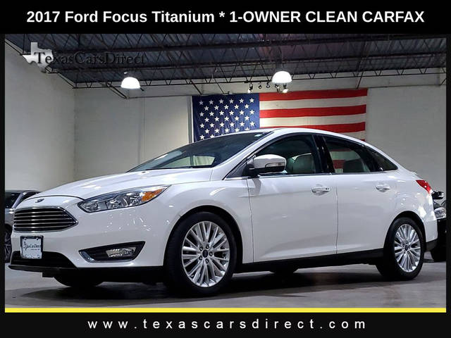 2017 Ford Focus Titanium FWD photo