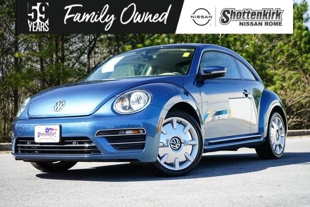 2017 Volkswagen Beetle 1.8T SEL FWD photo