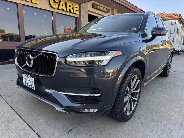 2017 Volvo XC90 Momentum AWD photo
