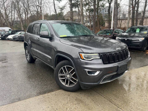 2017 Jeep Grand Cherokee Limited 4WD photo