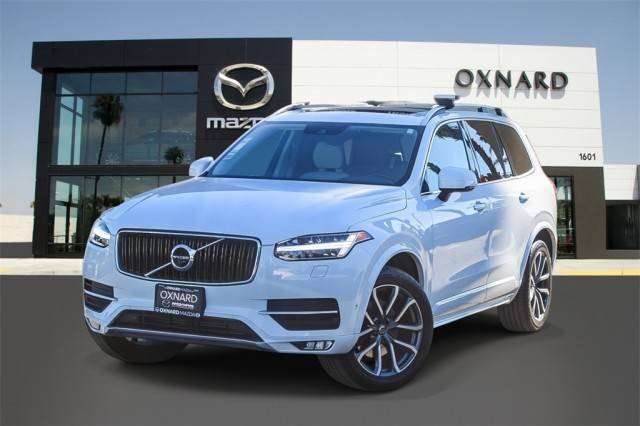 2017 Volvo XC90 Momentum AWD photo