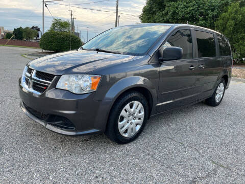 2017 Dodge Grand Caravan SE FWD photo
