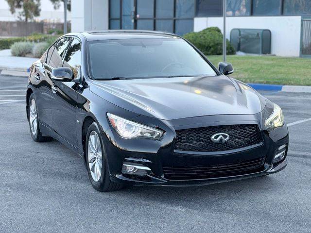 2017 Infiniti Q50 3.0t Premium RWD photo