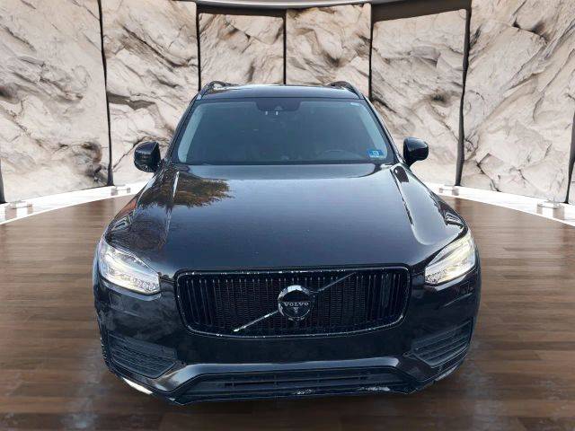 2017 Volvo XC90 Momentum AWD photo