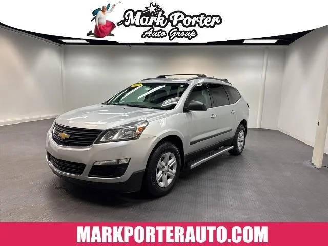 2017 Chevrolet Traverse LS AWD photo