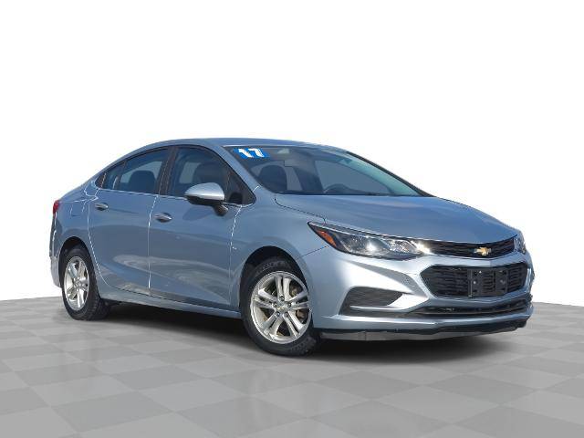 2017 Chevrolet Cruze LT FWD photo