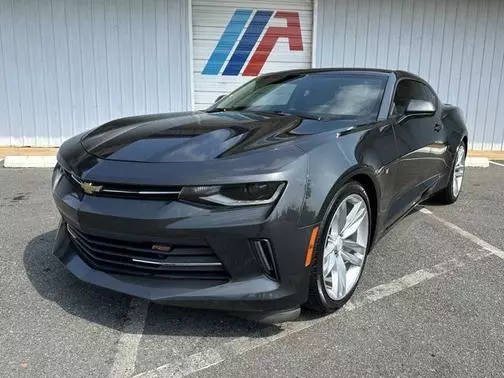 2017 Chevrolet Camaro 2LT RWD photo