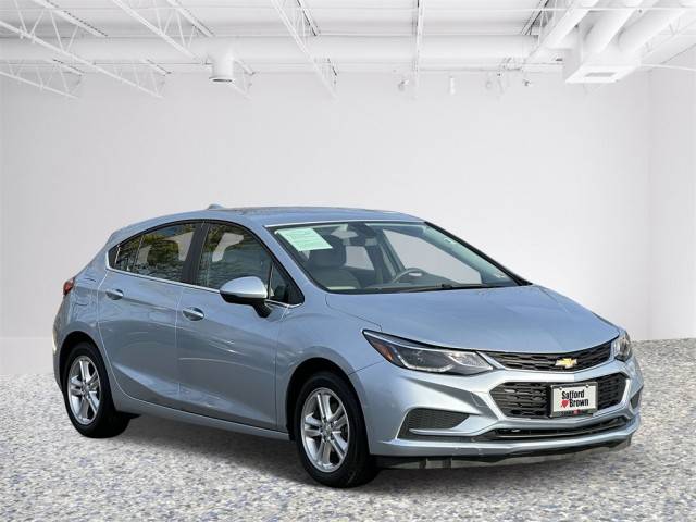 2017 Chevrolet Cruze LT FWD photo