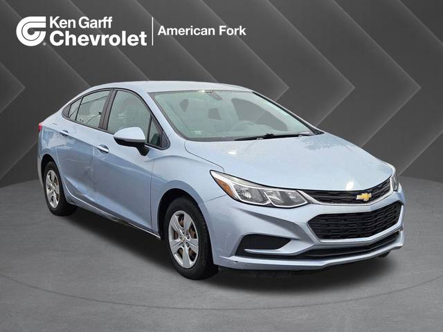 2017 Chevrolet Cruze LS FWD photo