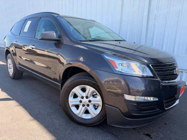 2017 Chevrolet Traverse LS FWD photo