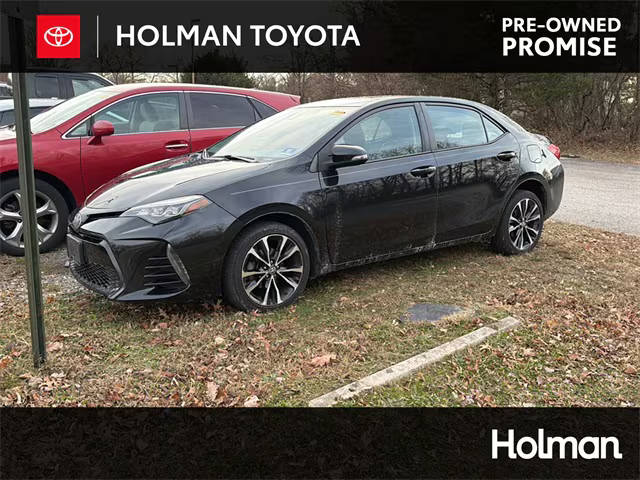 2017 Toyota Corolla FWD photo