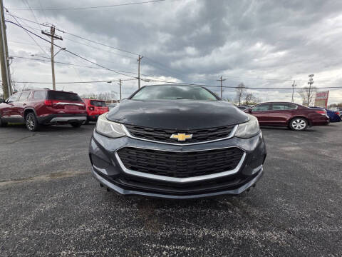 2017 Chevrolet Cruze LT FWD photo