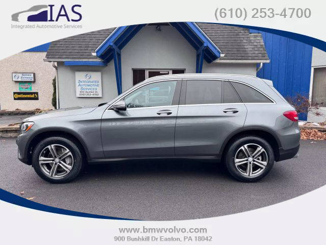 2017 Mercedes-Benz GLC-Class GLC 300 AWD photo