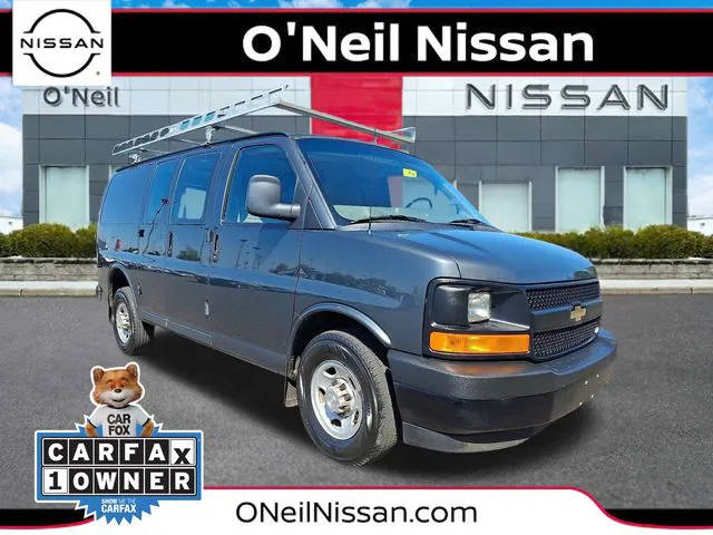 2017 Chevrolet Express Cargo  RWD photo