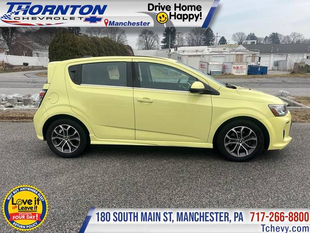 2017 Chevrolet Sonic LT FWD photo