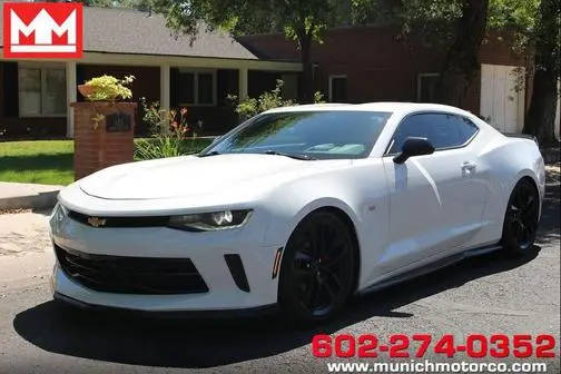 2017 Chevrolet Camaro 2LT RWD photo