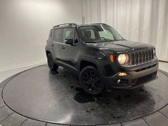 2017 Jeep Renegade Altitude 4WD photo