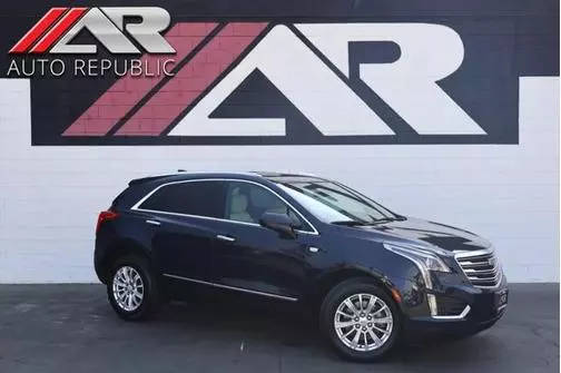 2017 Cadillac XT5 FWD FWD photo