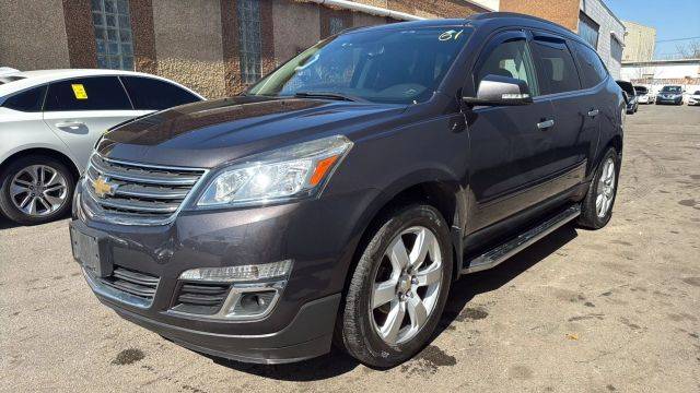 2017 Chevrolet Traverse LT AWD photo