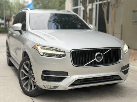 2017 Volvo XC90 Momentum AWD photo