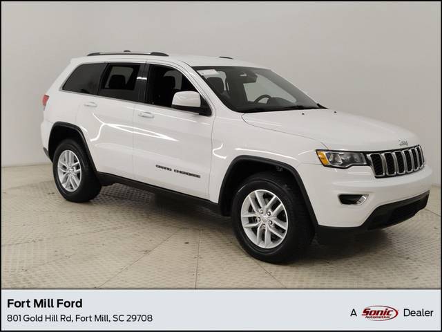 2017 Jeep Grand Cherokee Laredo 4WD photo