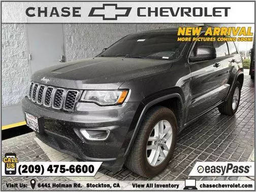 2017 Jeep Grand Cherokee Laredo 4WD photo