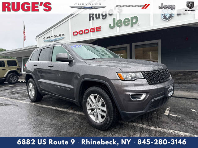 2017 Jeep Grand Cherokee Laredo 4WD photo