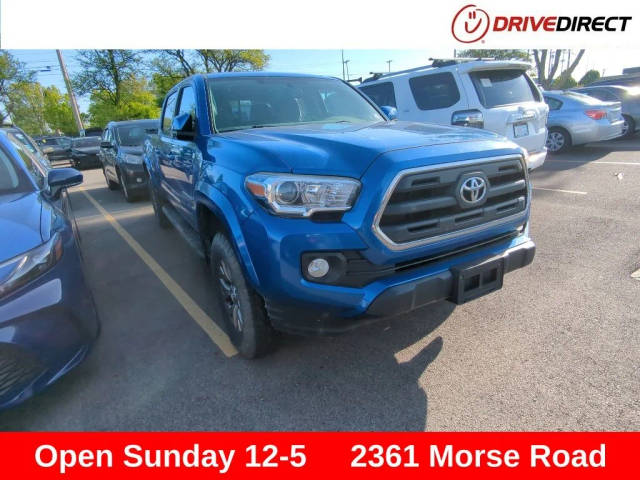 2017 Toyota Tacoma SR5 4WD photo