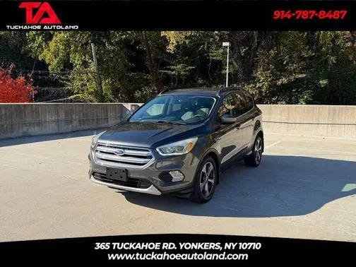 2017 Ford Escape SE FWD photo