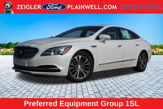 2017 Buick LaCrosse Essence FWD photo
