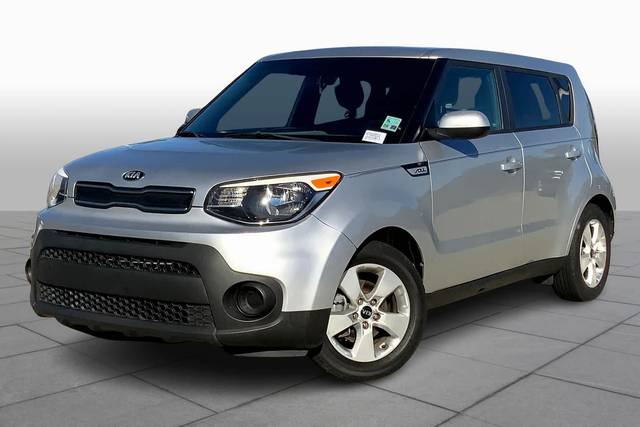 2017 Kia Soul Base FWD photo