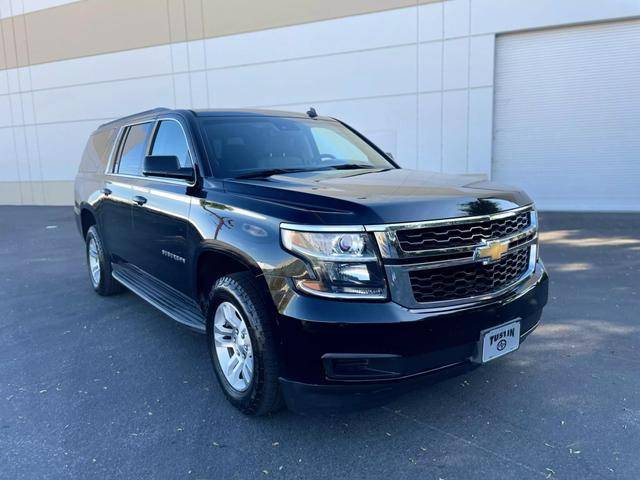 2015 Chevrolet Suburban LT RWD photo